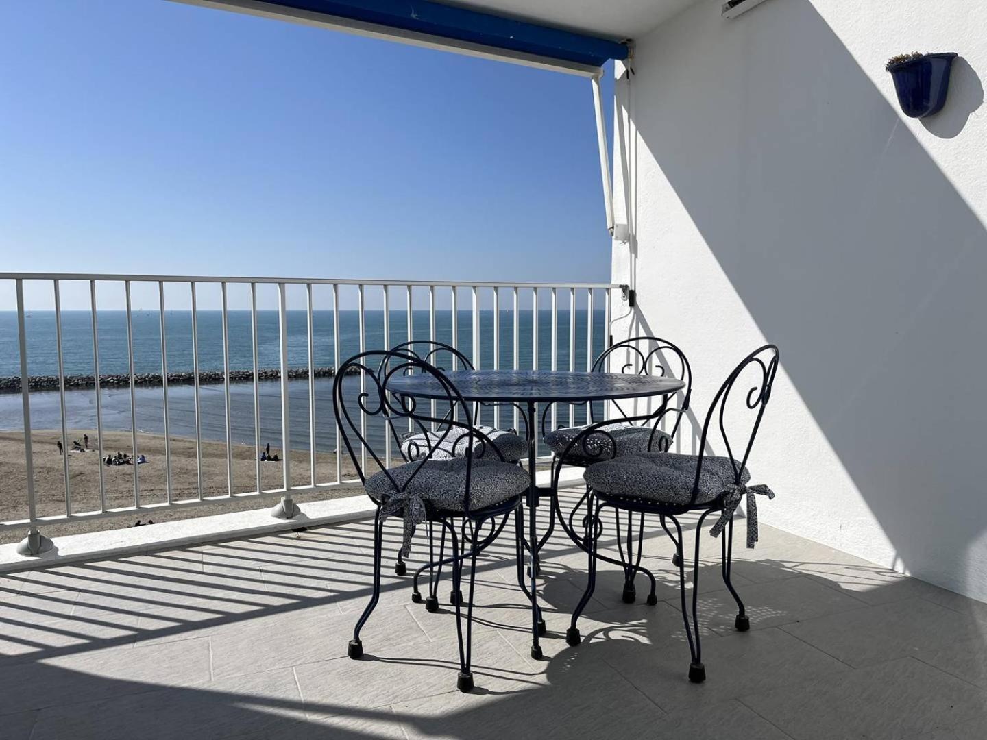 As21932 - Appartement P3 Magnifique Vue Mer En Dernier Etage Sur Le Front De Mer Le Grau-du-Roi Exterior photo